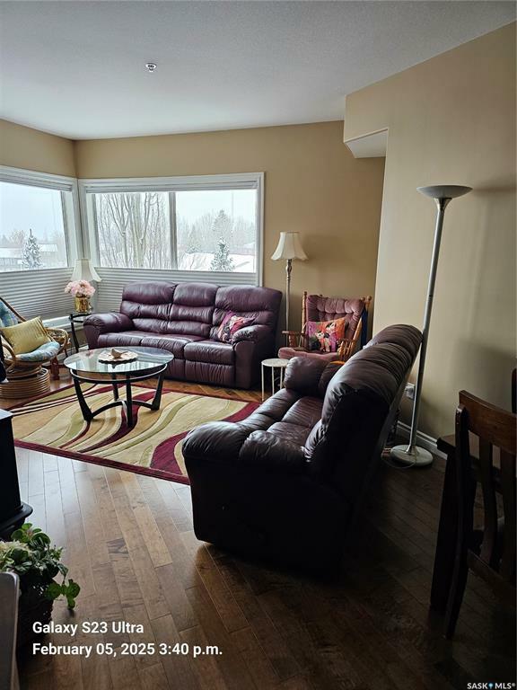 Property Photo:  227 Pinehouse Drive 205  SK S7K 6N9 