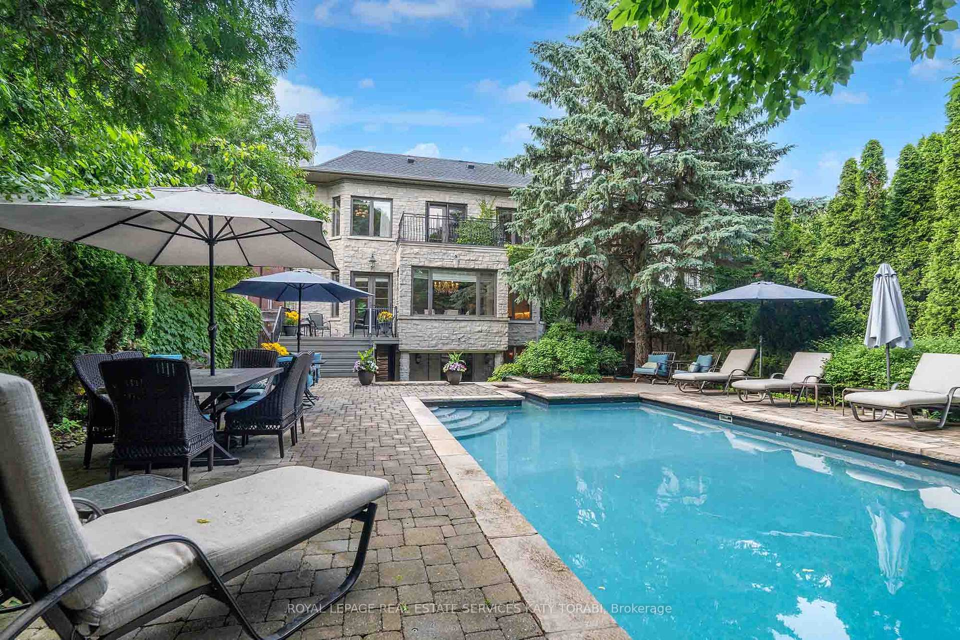 Property Photo: 135 Buckingham Avenue ON M4N 1R5