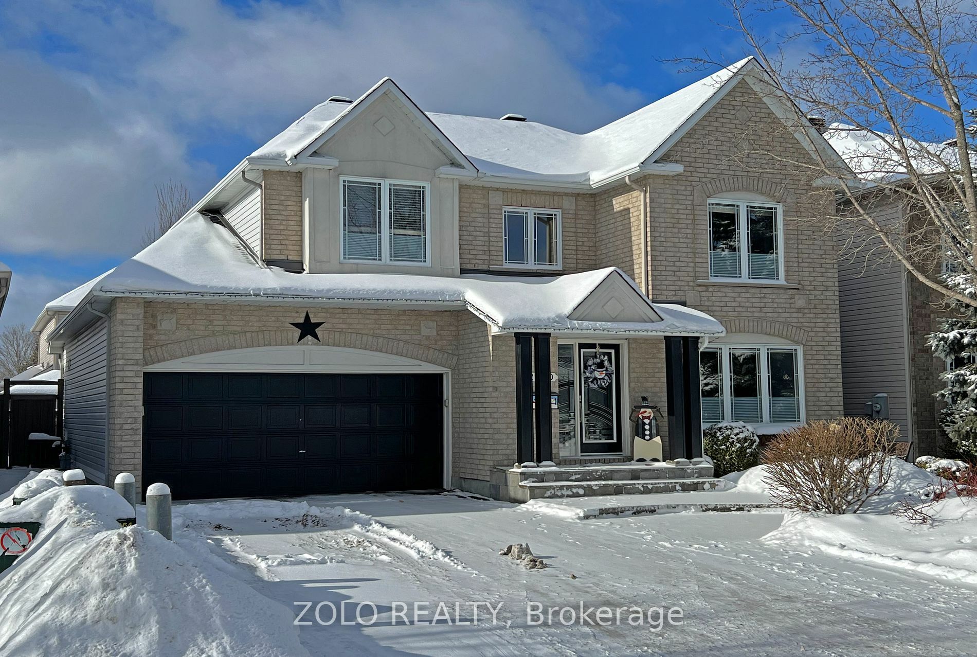 Property Photo:  2210 Clermont Cres  ON K4A 4W5 