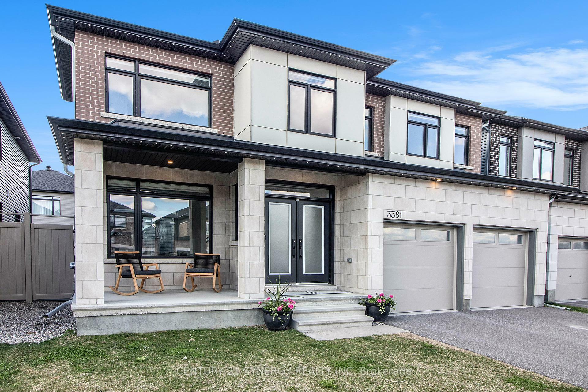 Property Photo: 3381 Findlay Creek Drive ON K1T 0V5