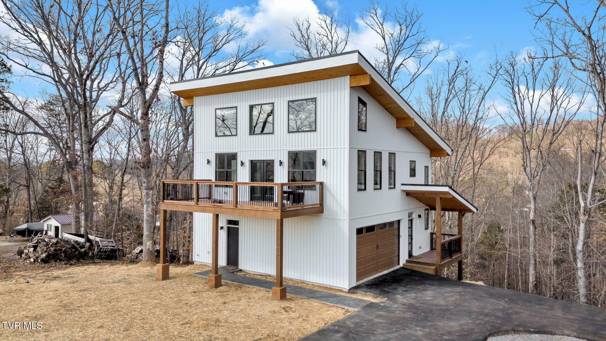 567 Lakeside Drive  Kingsport TN 37664 photo