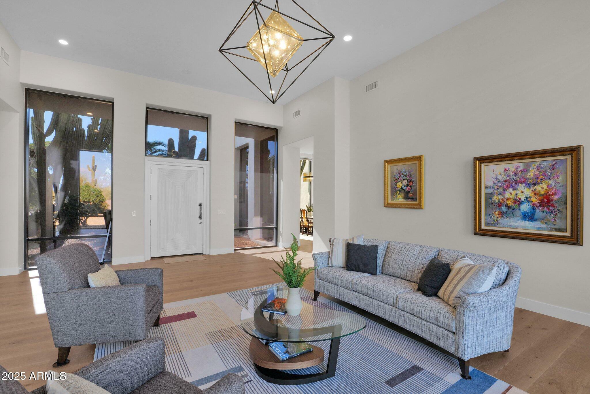 Property Photo: 5914 E Dale Lane AZ 85331