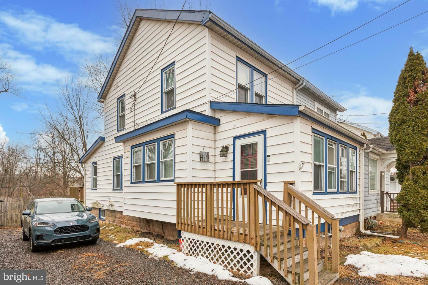 Property Photo:  2921 E Walnut Street  PA 19446 