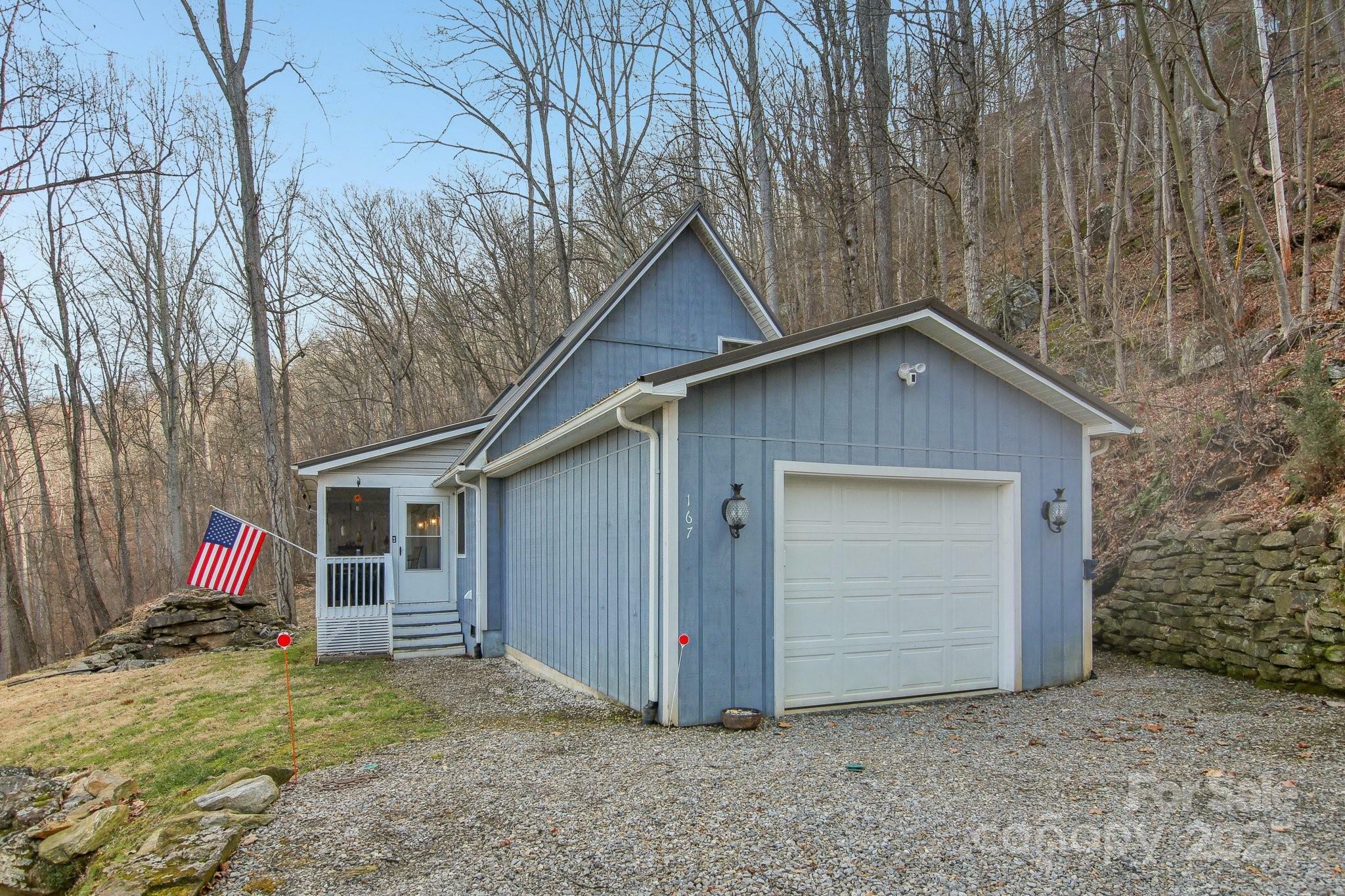 Property Photo:  167 Treetop Lane  NC 28785 