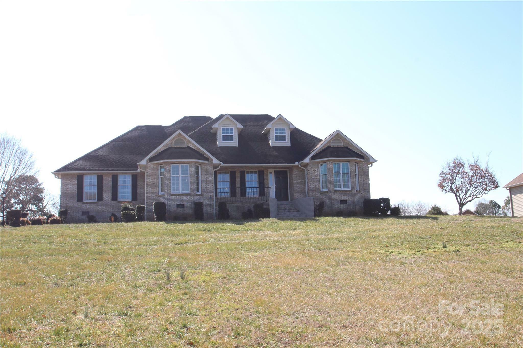 Property Photo:  135 Dunes Drive  NC 28086 