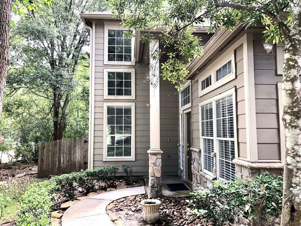 198 N Valley Oaks Cir Circle  The Woodlands TX 77382 photo