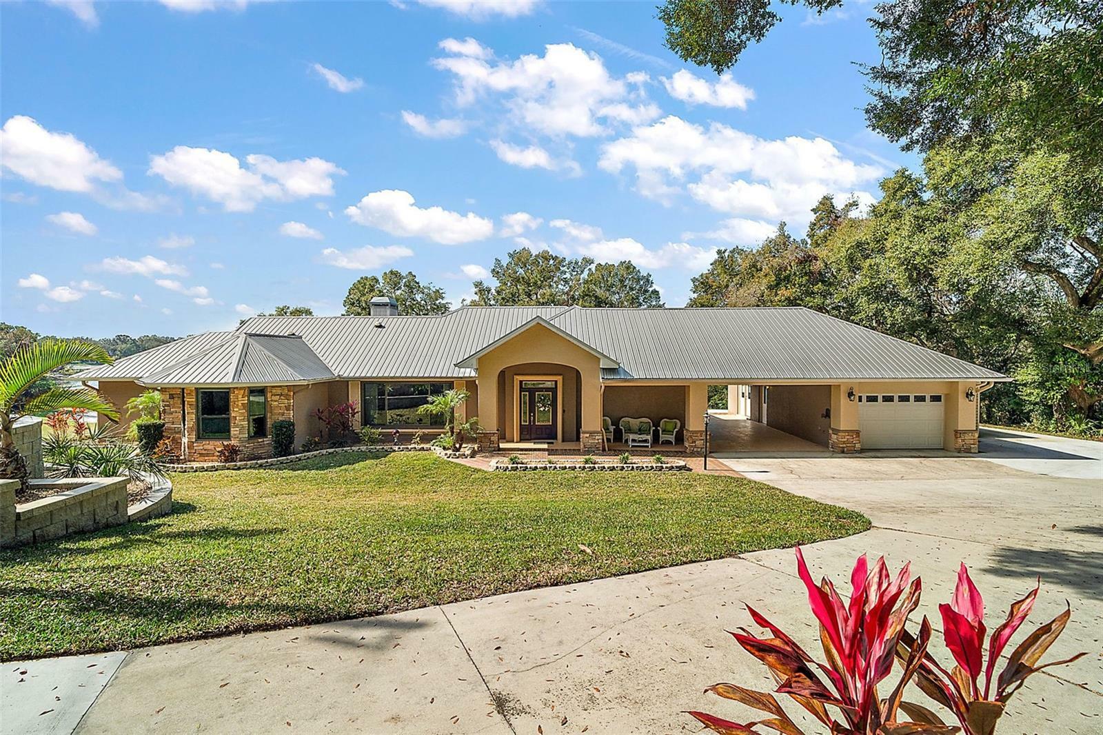 Property Photo:  2251 Lakeside Terrace  FL 32726 