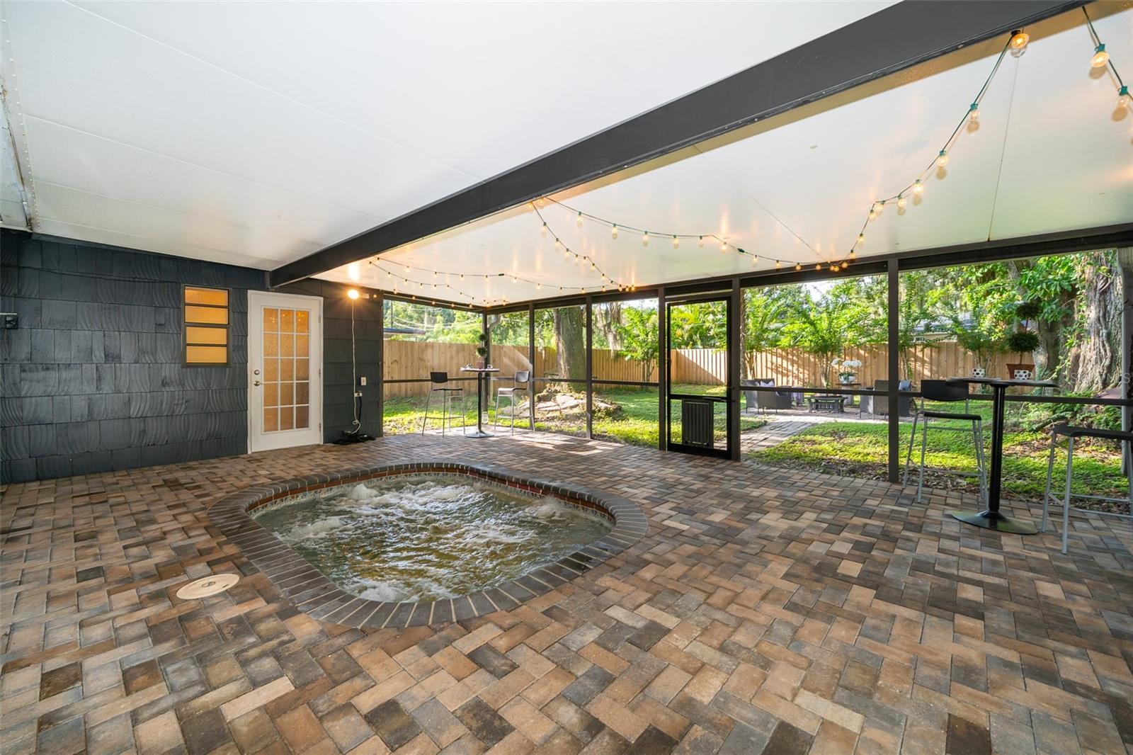 Property Photo: 1222 Golfview Street FL 32804