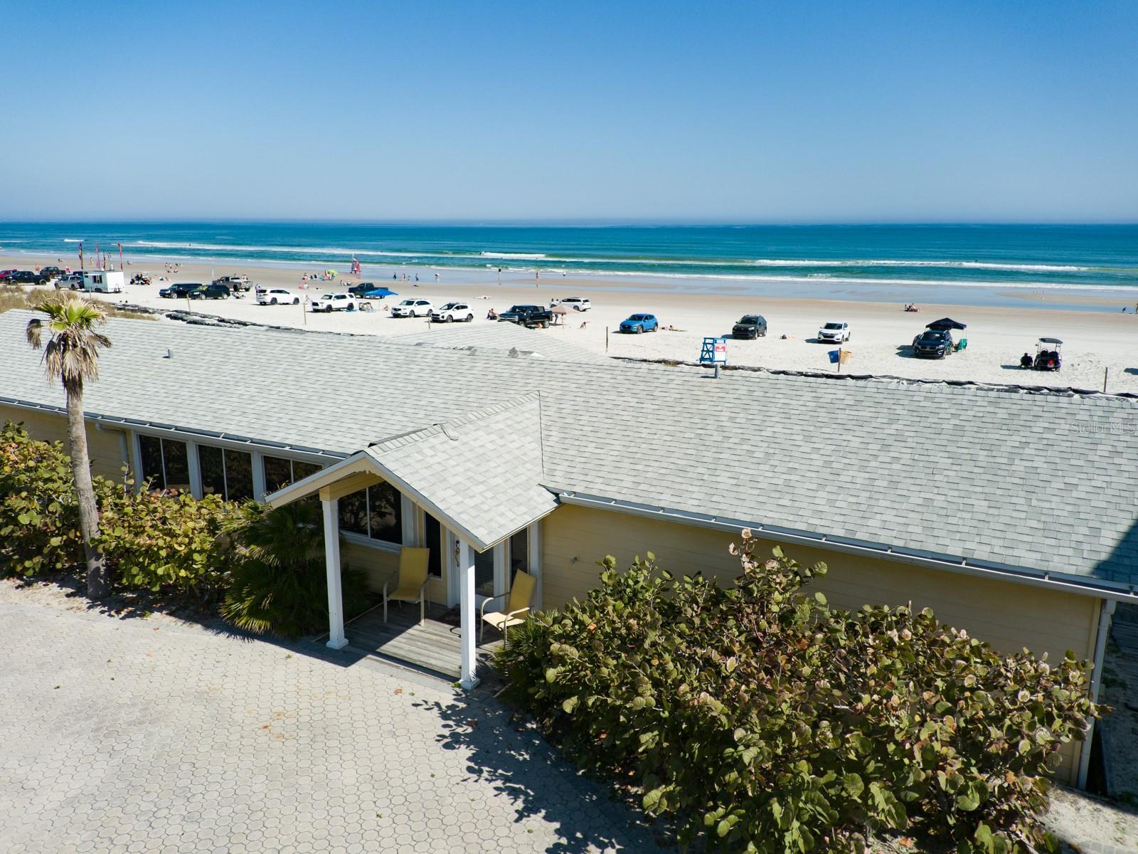 Property Photo: 921 N Atlantic Avenue FL 32169