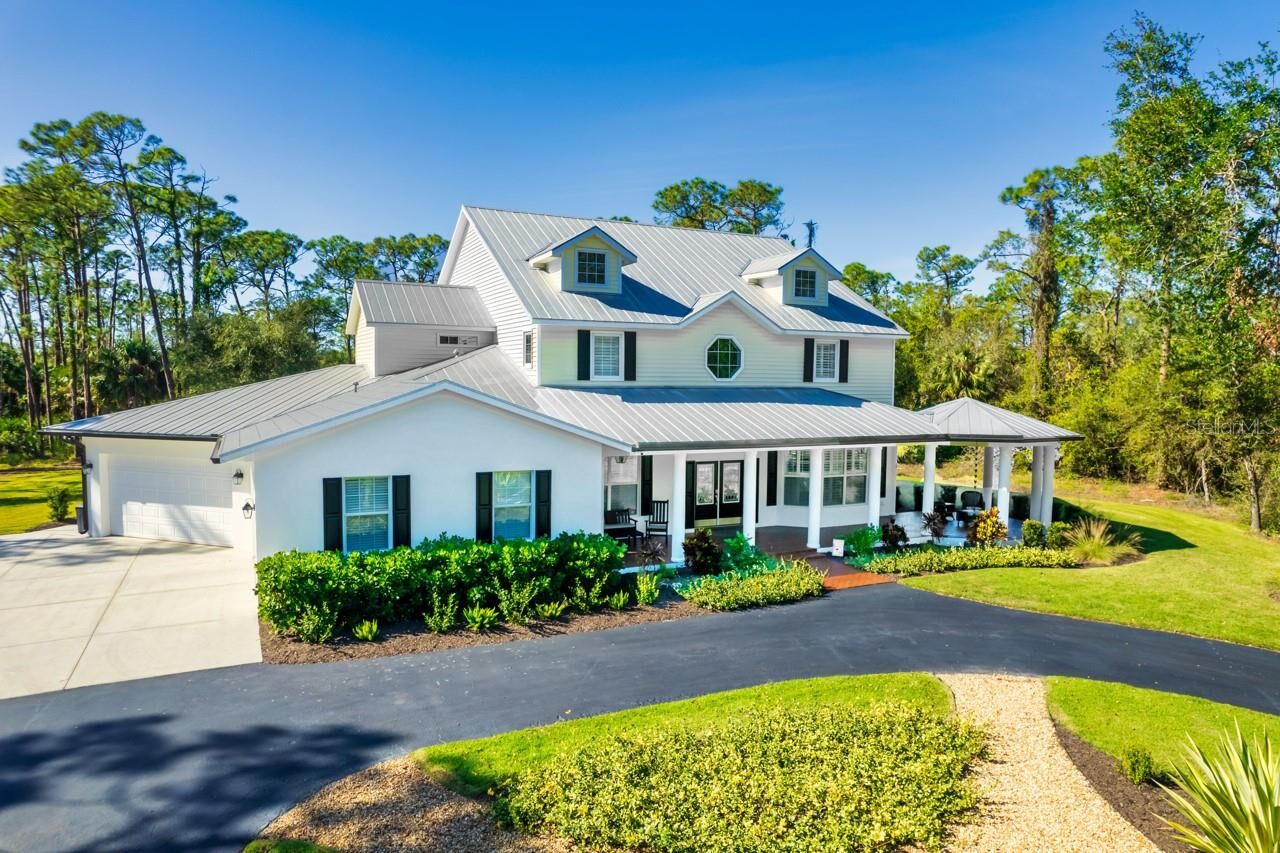 Property Photo: 340 N River Road FL 34293