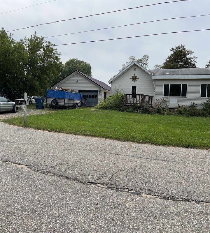 Property Photo: 206 Grant Street MI 48654