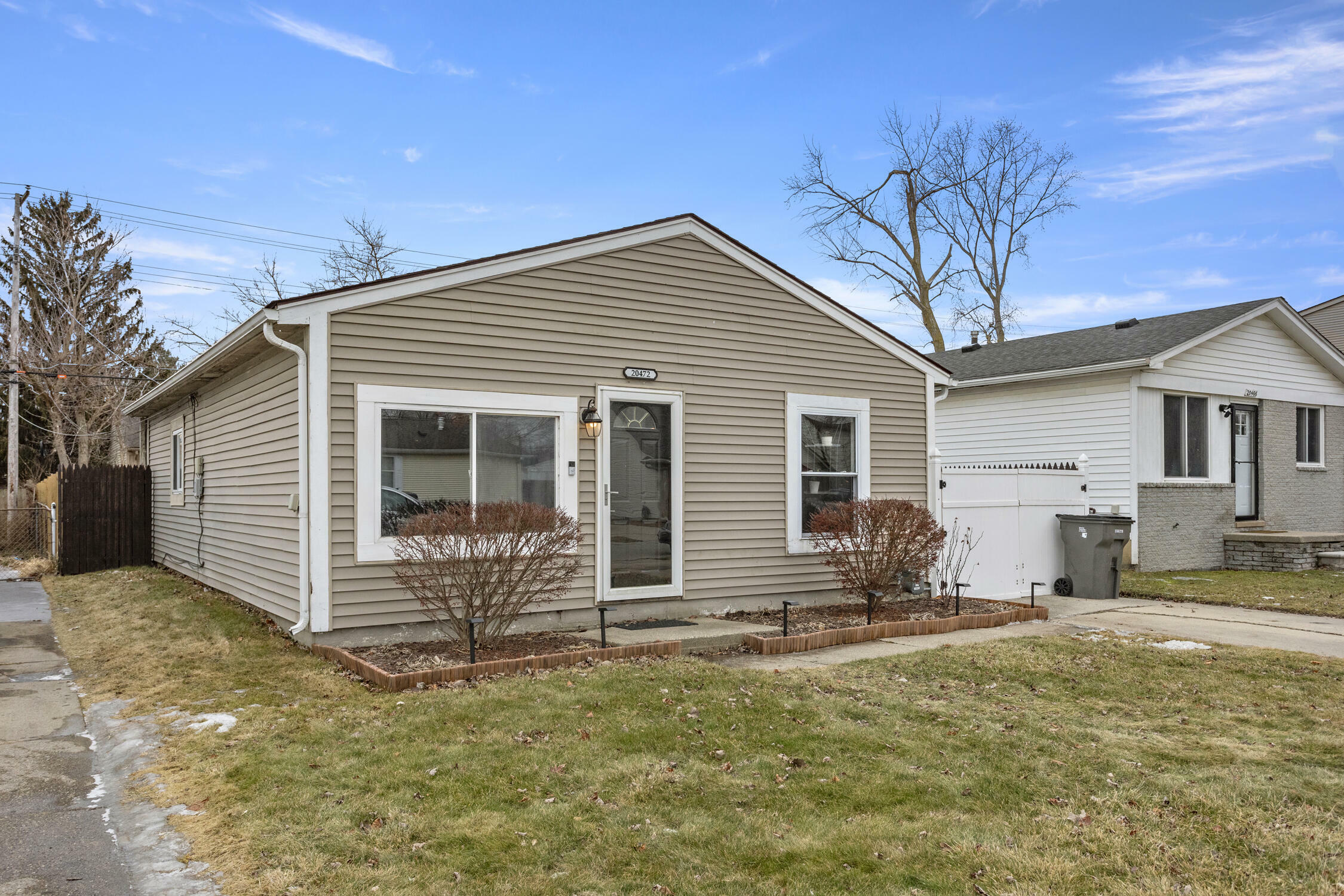 Property Photo:  20472 Nicke Street  MI 48035 