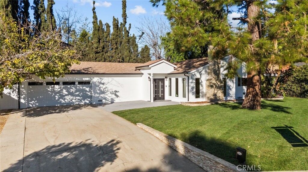 Property Photo:  15003 Sunburst Street  CA 91343 