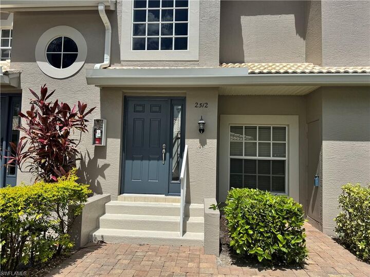 Property Photo: 28060 Cavendish Ct 2512 FL 34135