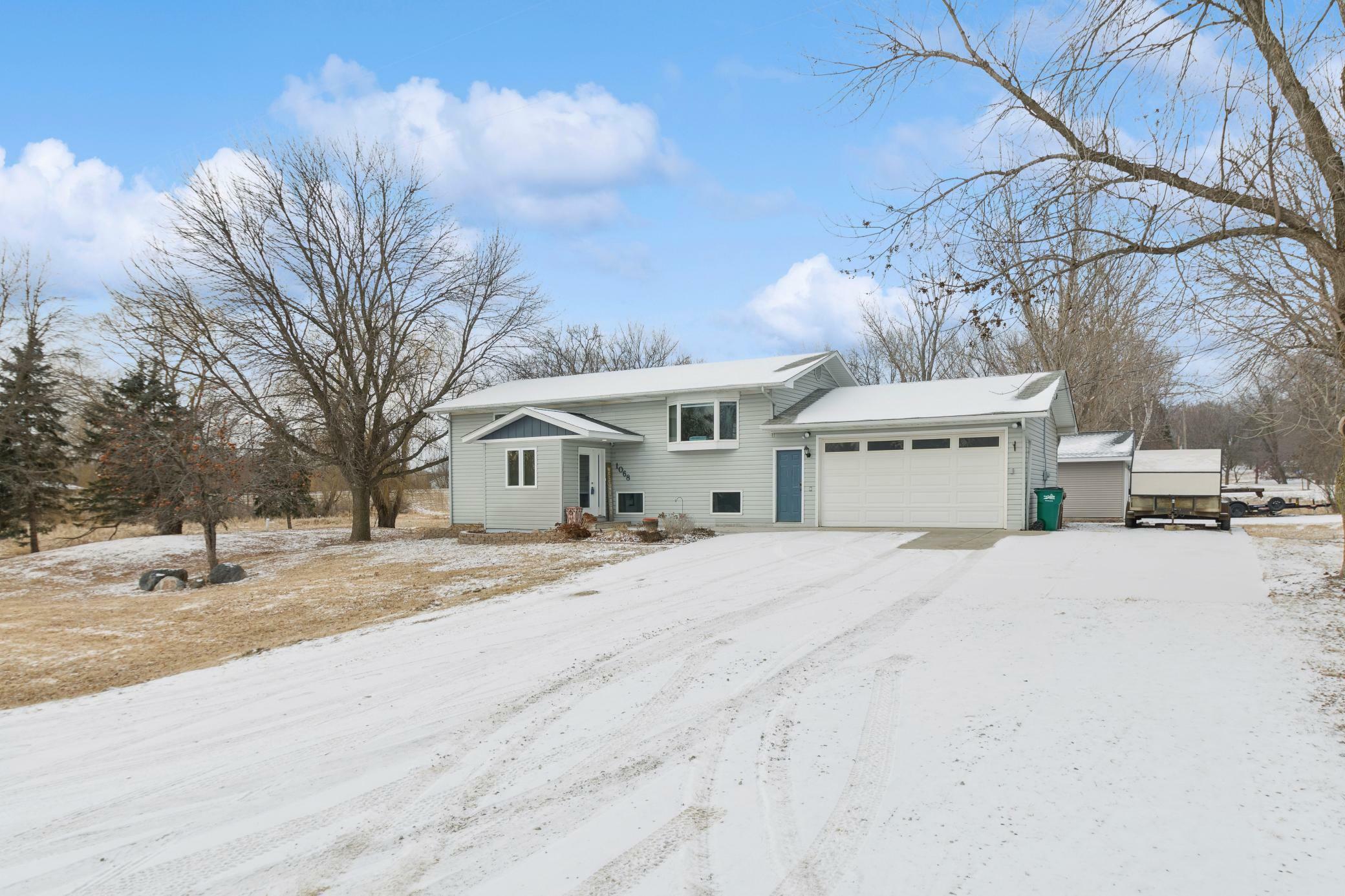 Property Photo:  1068 29th Street SE  MN 55313 