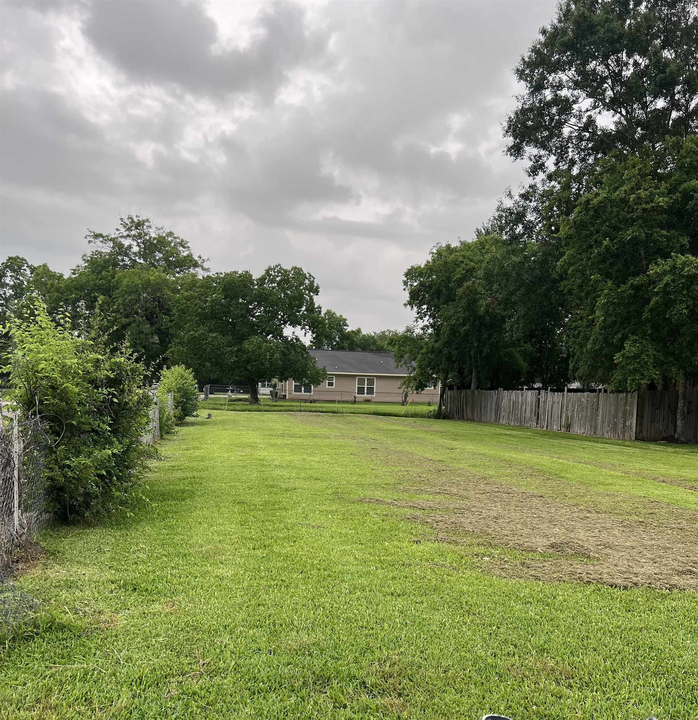 Property Photo: 1348 Dequeen Blvd TX 77640