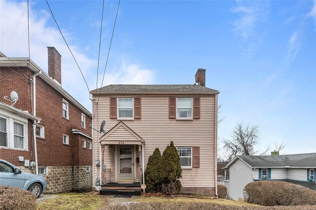 Property Photo: 416 Walnut Ave PA 15025