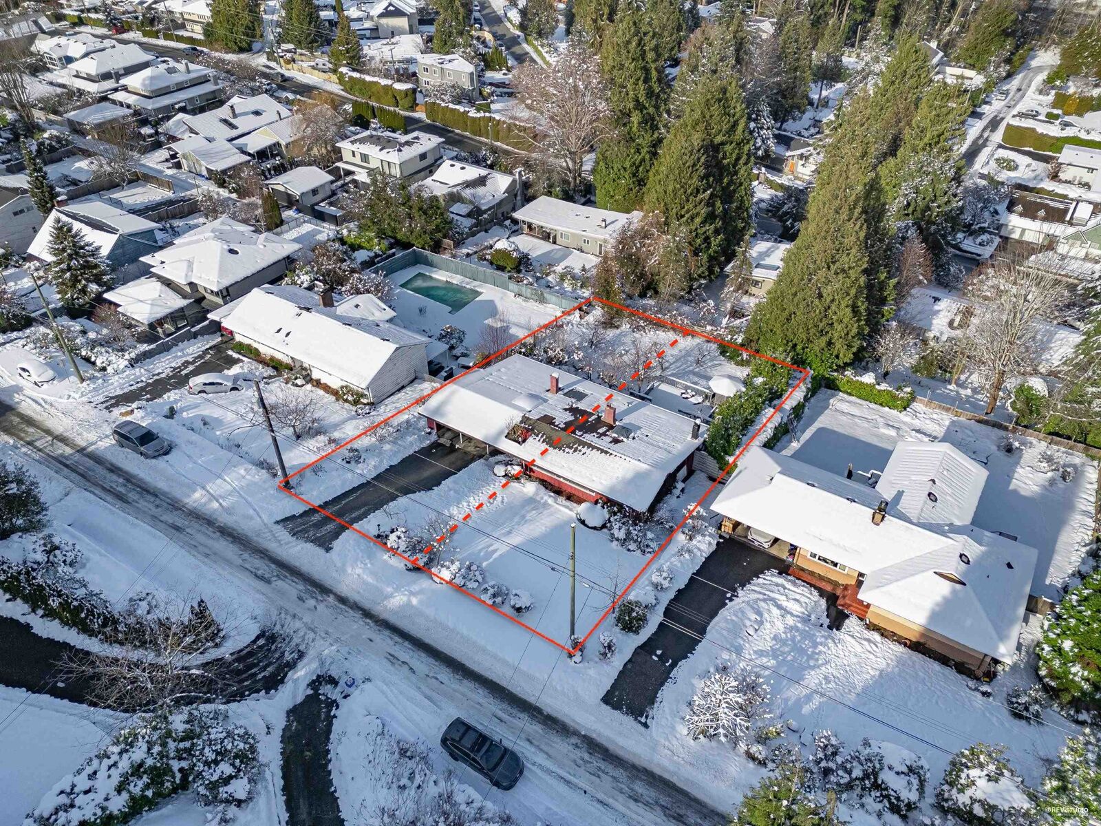 Property Photo: 875 Jefferson Avenue BC V7T 2A3
