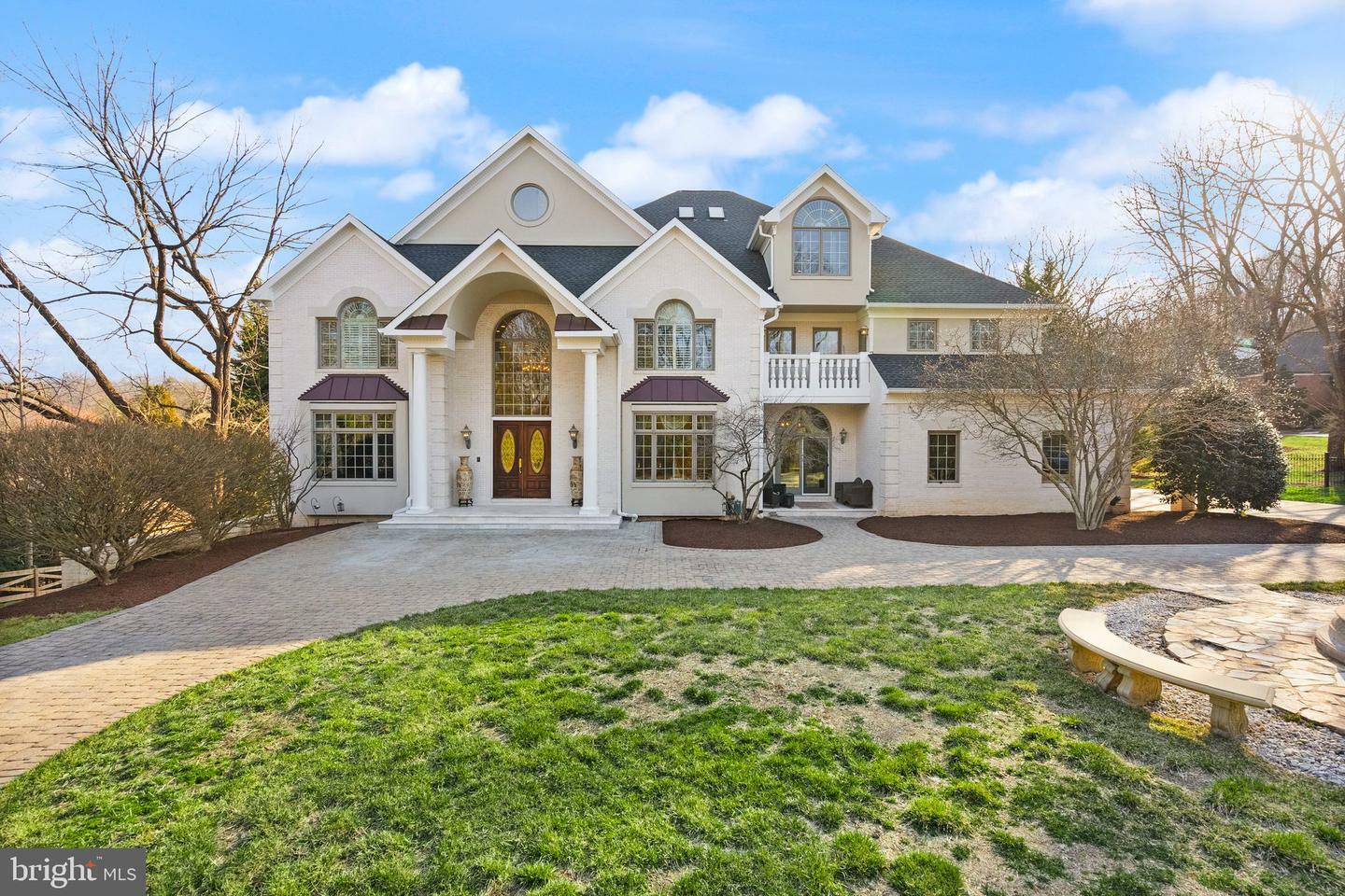 9941 Lawyers Road  Vienna VA 22181 photo