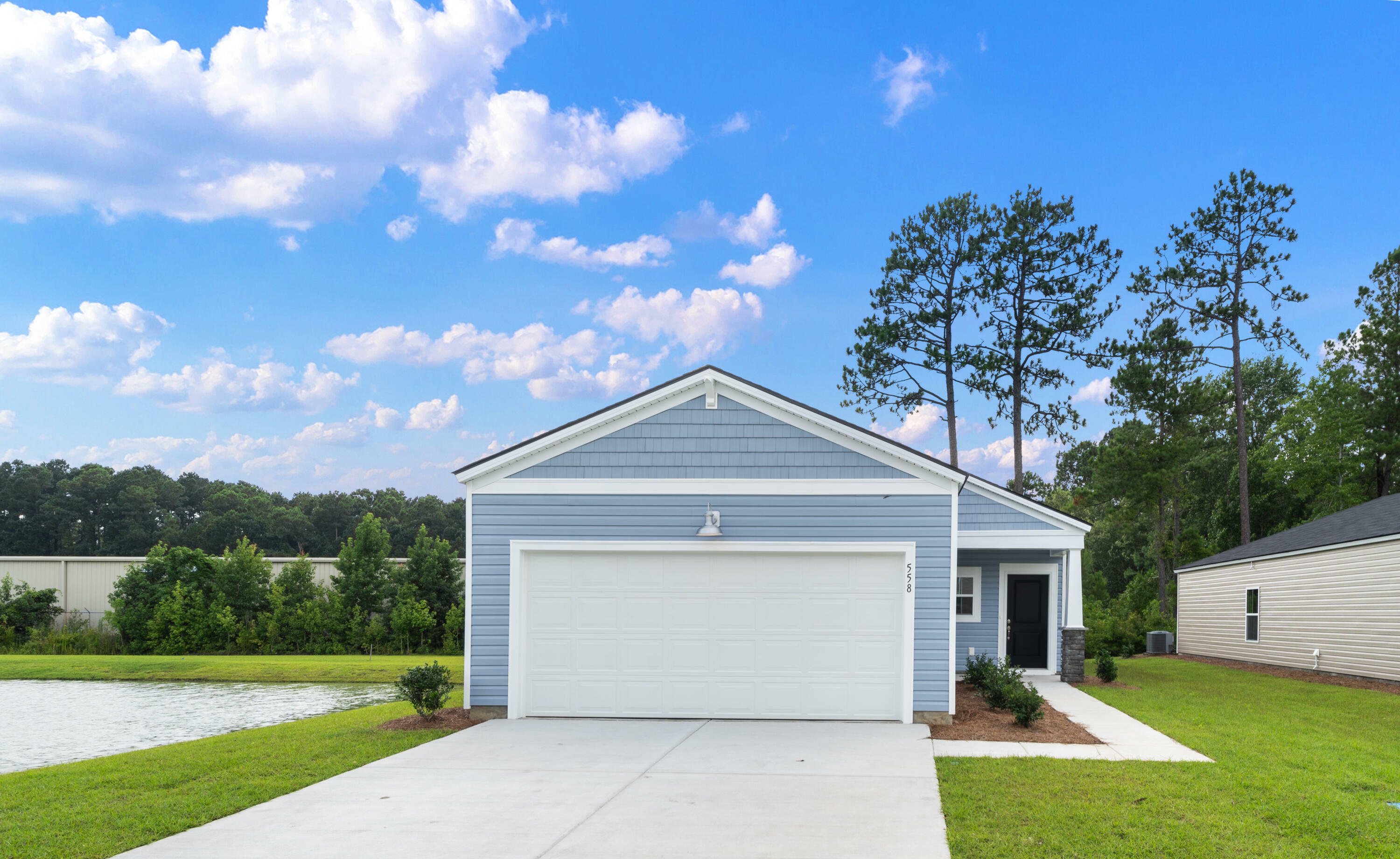 Property Photo:  206 Pine Crest View Drive  SC 29486 