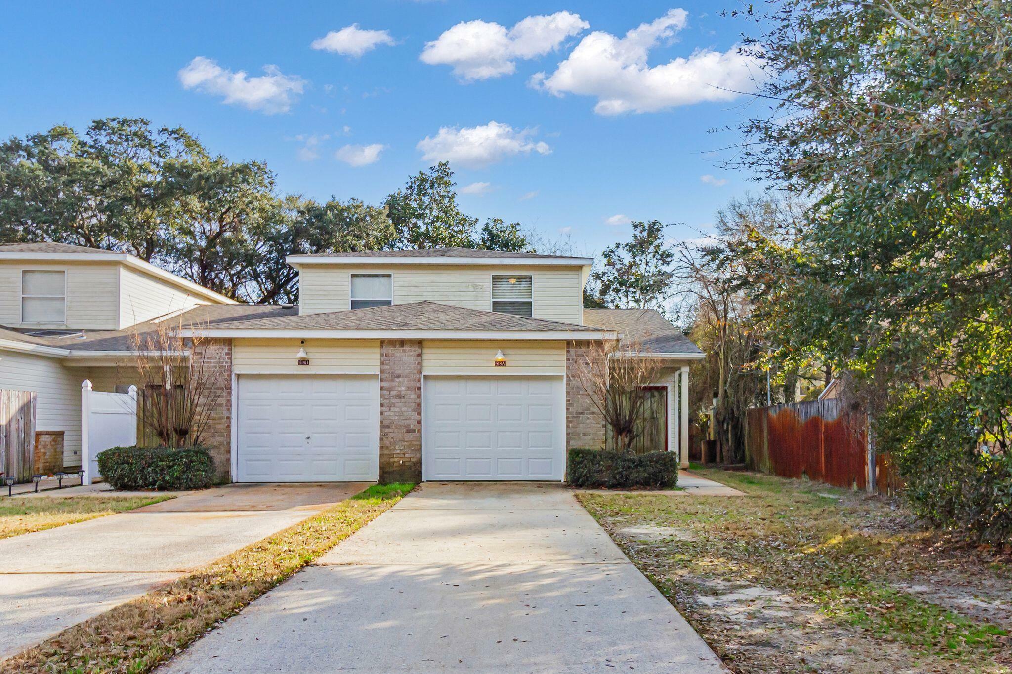 Property Photo:  518 NW Parkview Road Unit A  FL 32547 