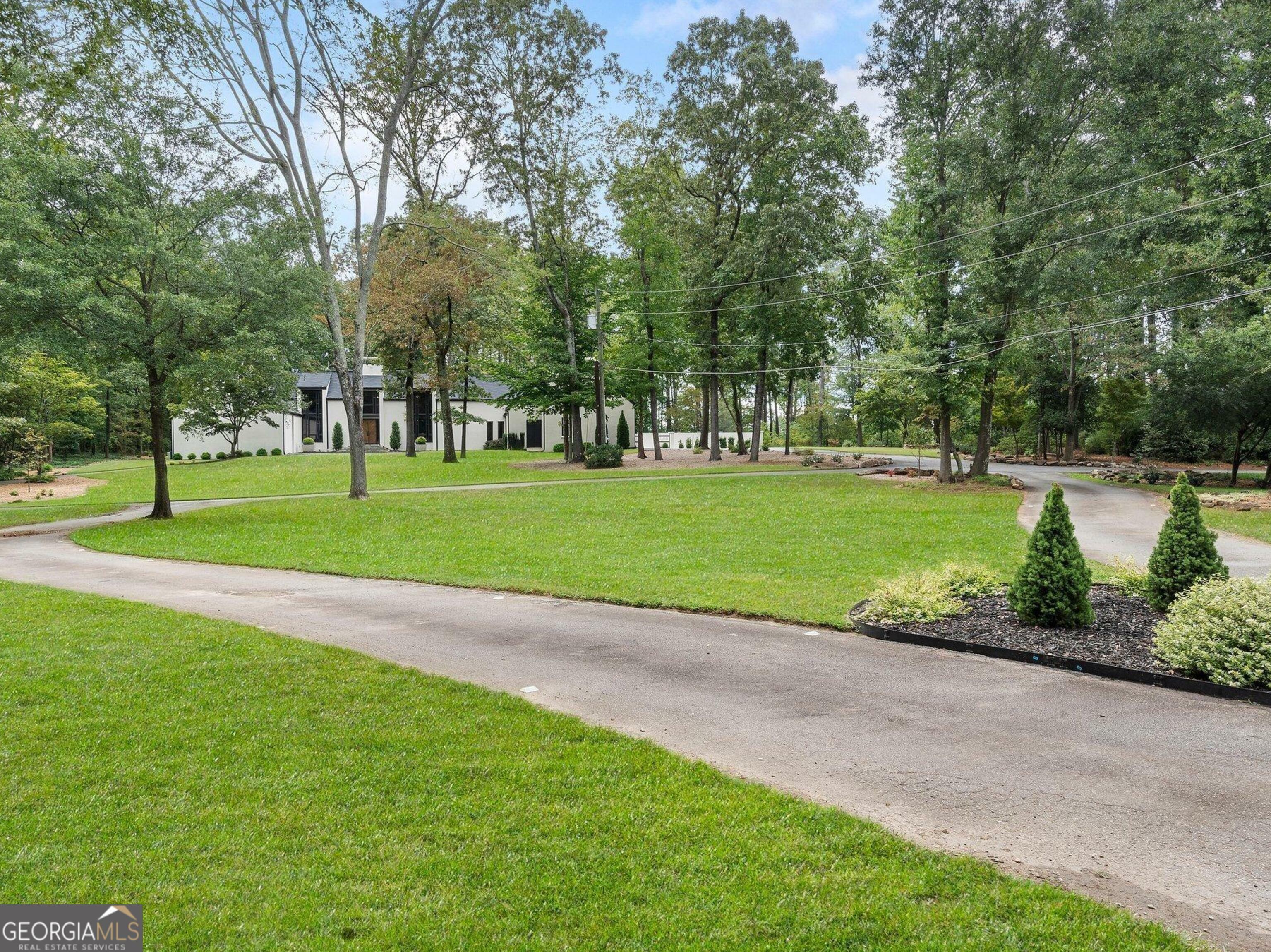 Property Photo: 9650 Coleman Road GA 30075