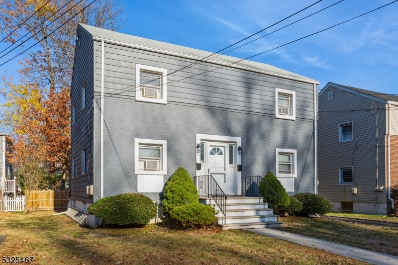 Property Photo:  127 Roosevelt Ave 2  NJ 07016 