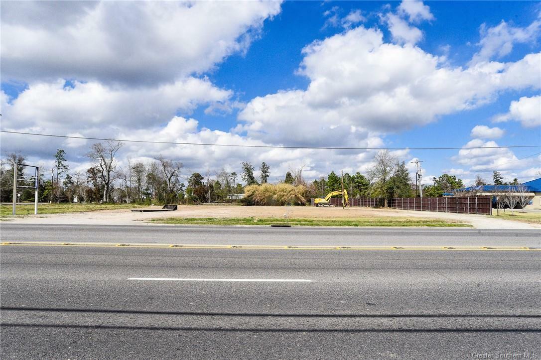 Property Photo: 1208 /1218 Sam Houston Joness Parkway LA 70611