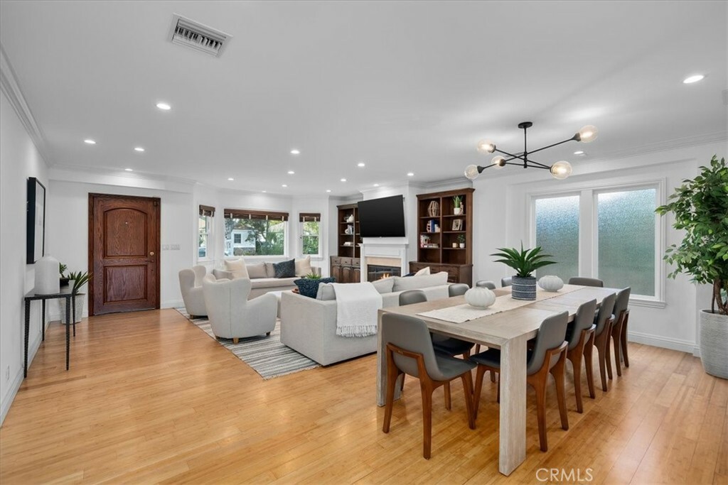 Property Photo: 7510 Denrock Avenue CA 90045