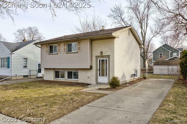 Property Photo: 1501 Hoffman Avenue MI 48067