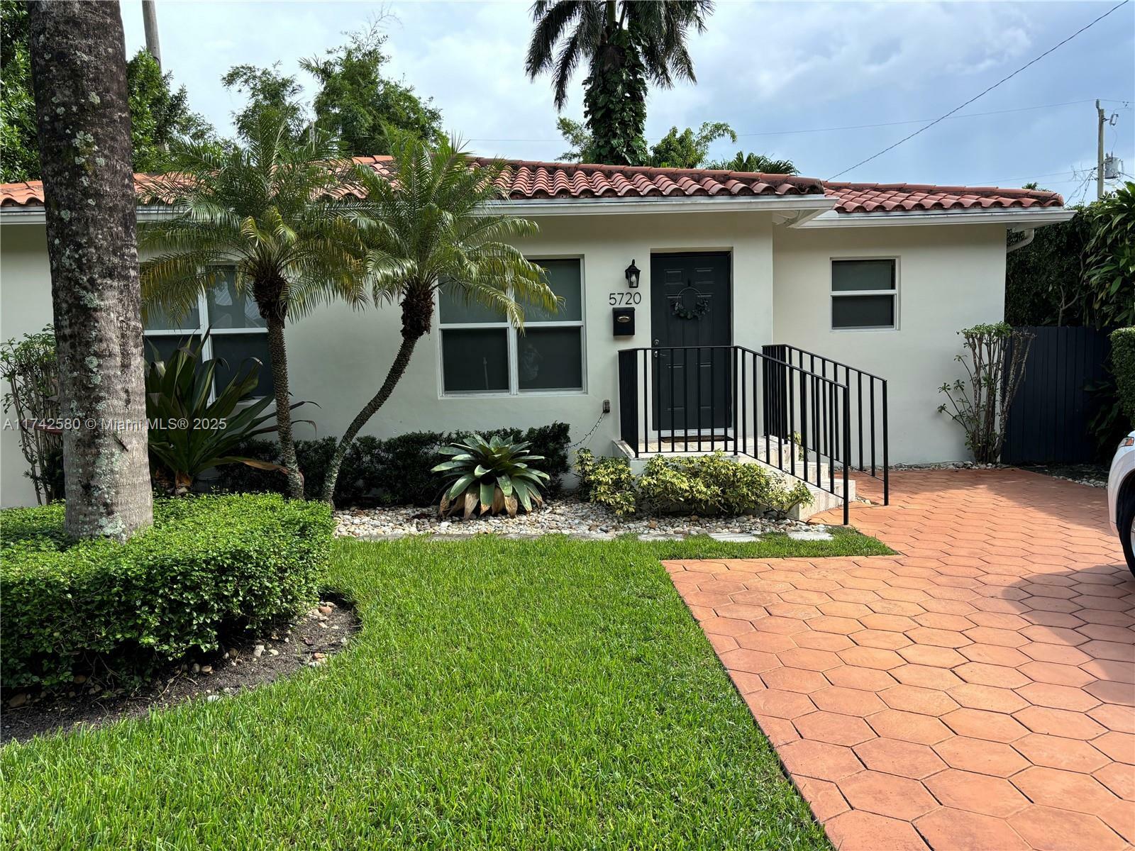 Property Photo:  5720 SW 54 Te  FL 33155 