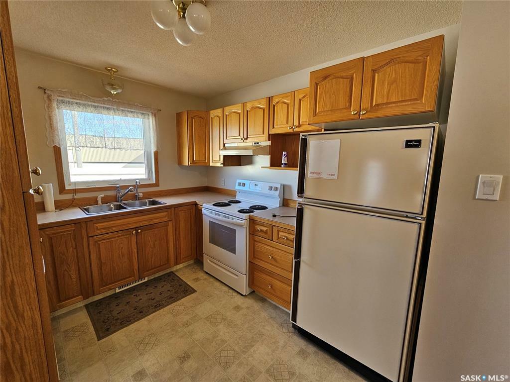 Photo de la propriété:  165 Robert Street W 399  SK S9H 5E7 