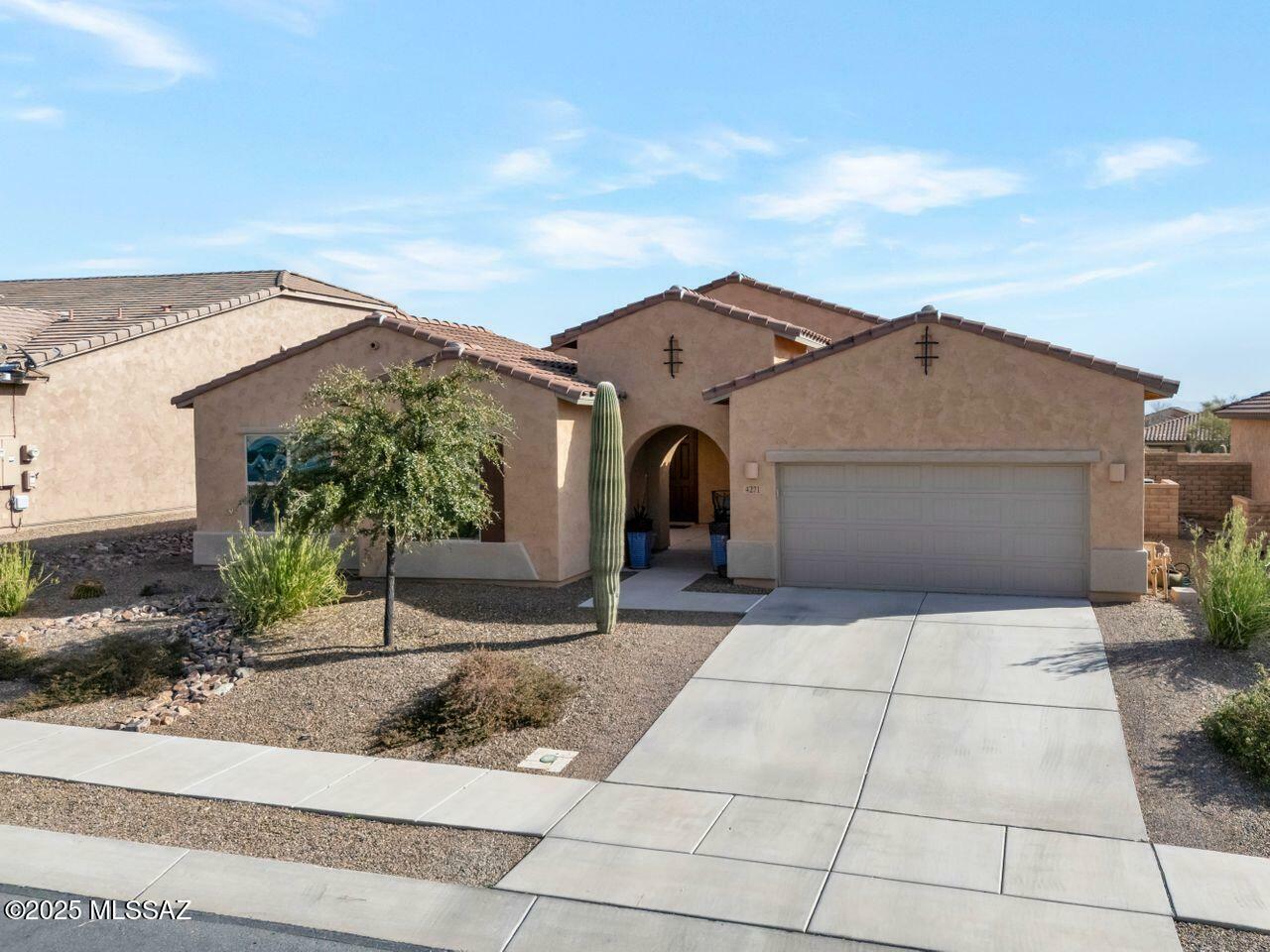 Property Photo:  4271 W Summit Ranch Place  AZ 85658 