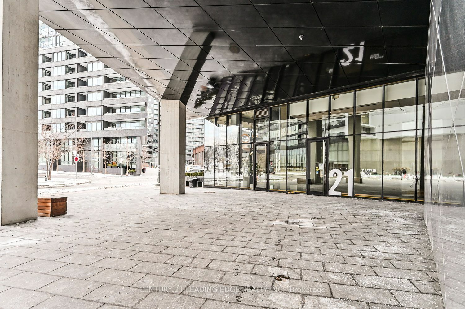 Property Photo: 21 Lawren Harris Square 610 ON M5A 0T4