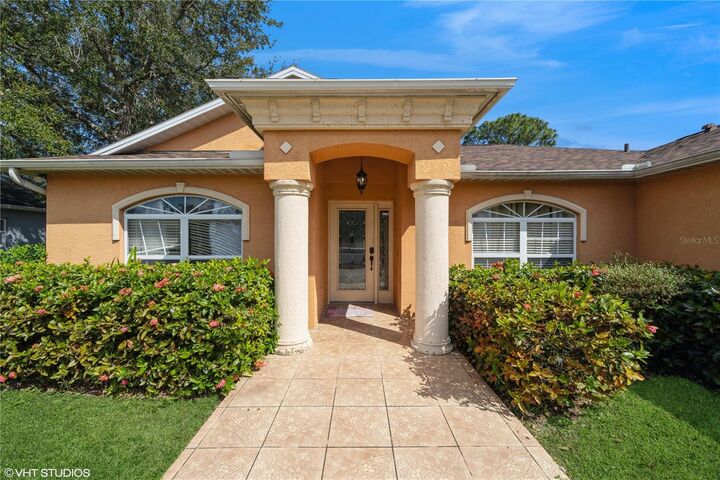 Property Photo:  1781 SW Bayshore Boulevard  FL 34984 