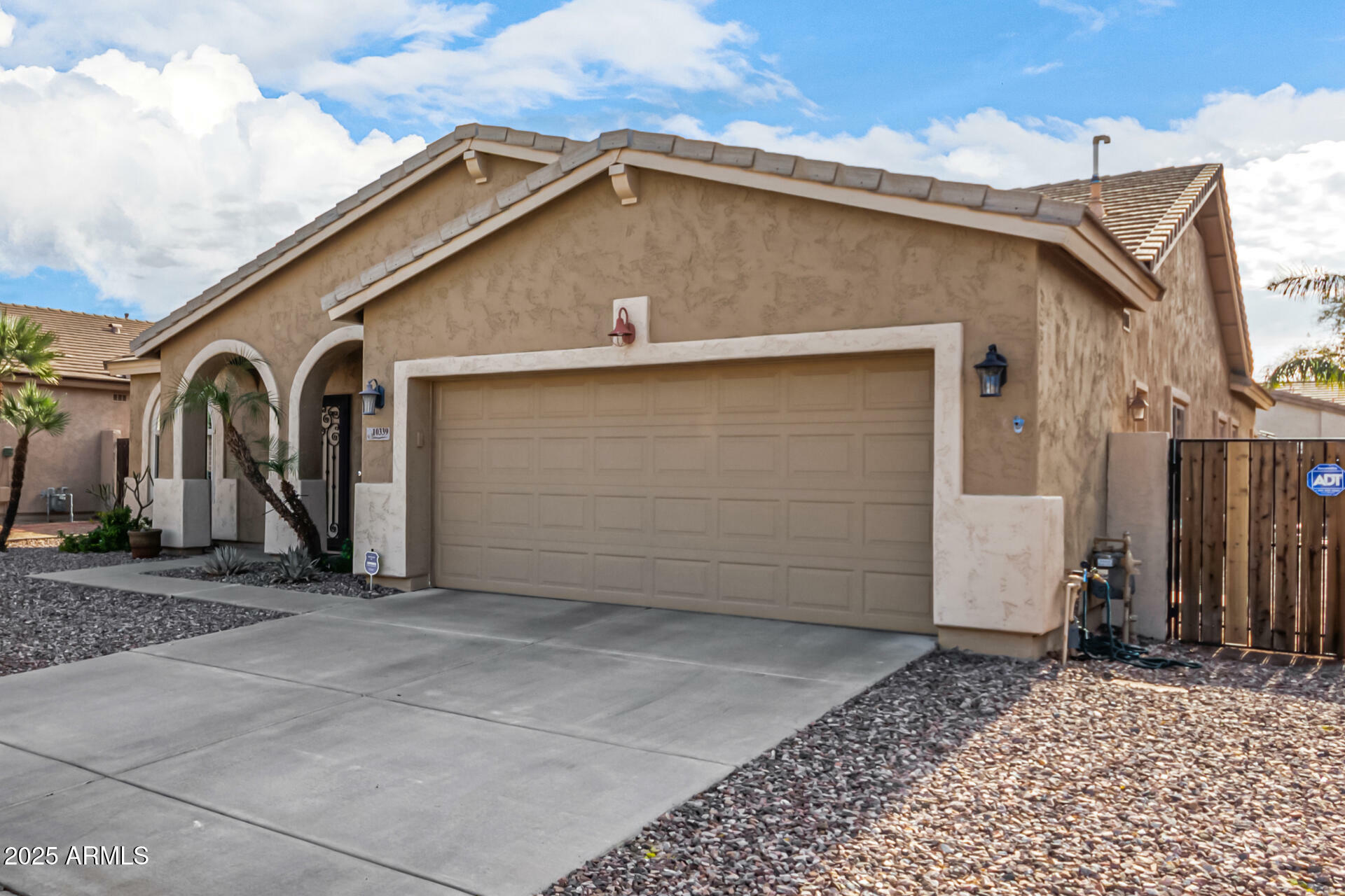 Property Photo:  10339 E Juanita Avenue  AZ 85209 