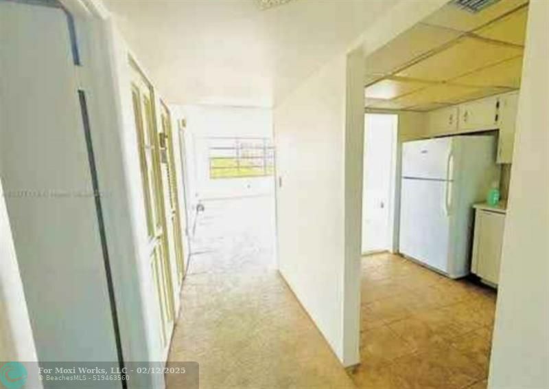 Property Photo:  1200 Saint Charles Pl 413  FL 33026 