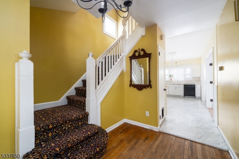 Property Photo:  31 Baldwin Pl  NJ 07003 