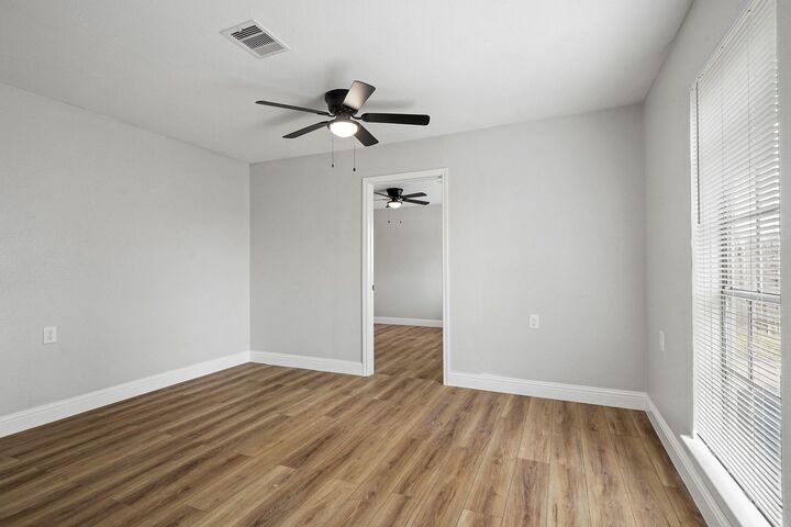 Property Photo:  9231 Cobbleshire Drive  TX 77037 