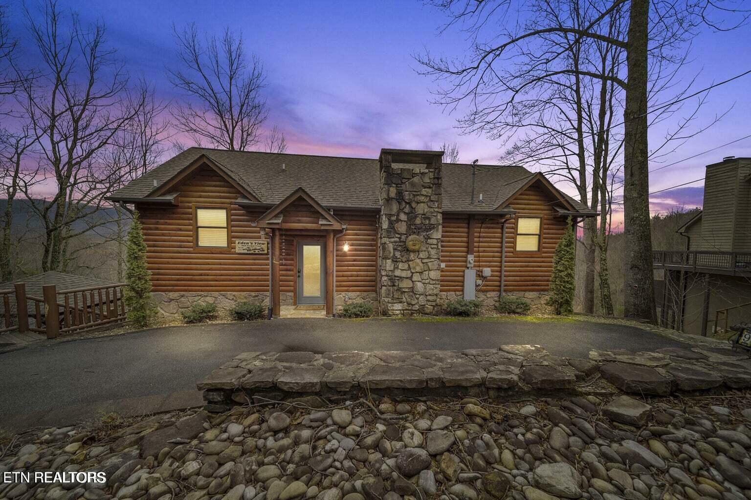 922 Scenic Tr  Gatlinburg TN 37738 photo