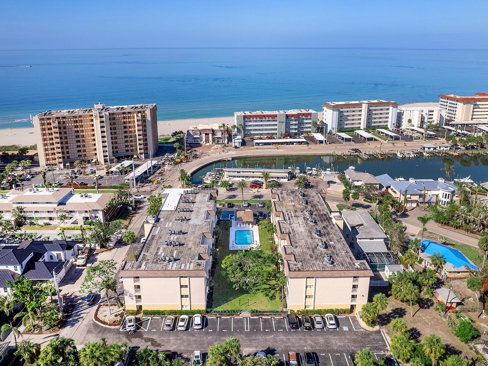 Property Photo:  995 Laguna Drive 303  FL 34285 