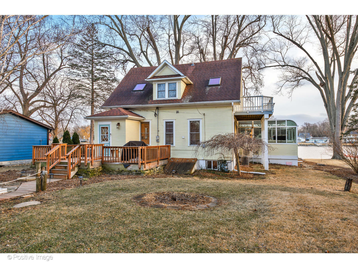 Property Photo: 1509 Sunnyside Beach Drive IL 60051