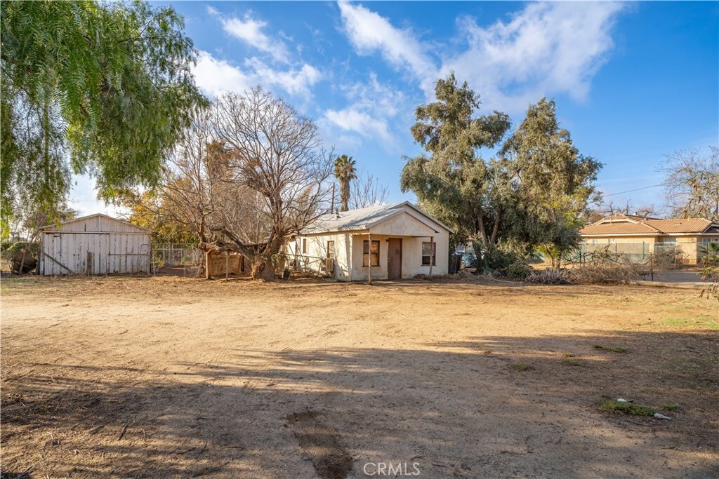 Property Photo:  24657 Atwood Avenue  CA 92553 