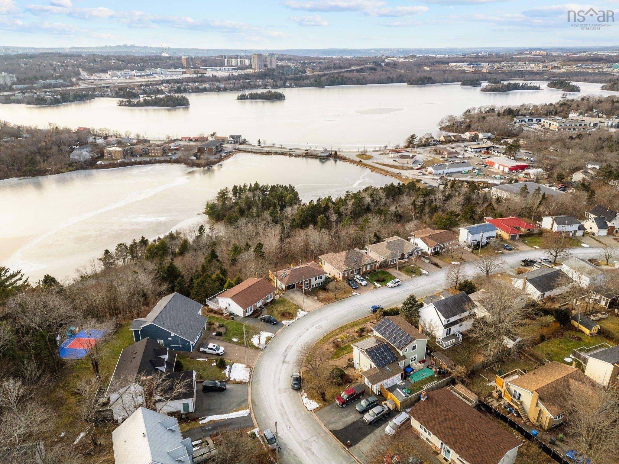 Photo de la propriété:  70 Gourok Avenue  NS B2X 2W8 