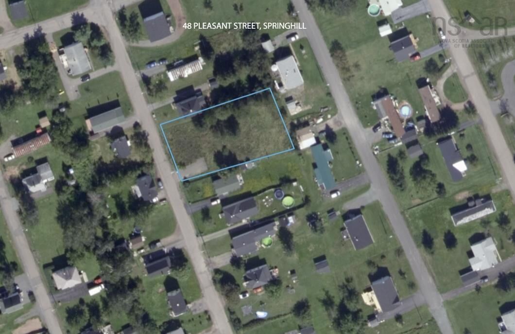 Property Photo:  48 Pleasant Street  NS B0M 1X0 