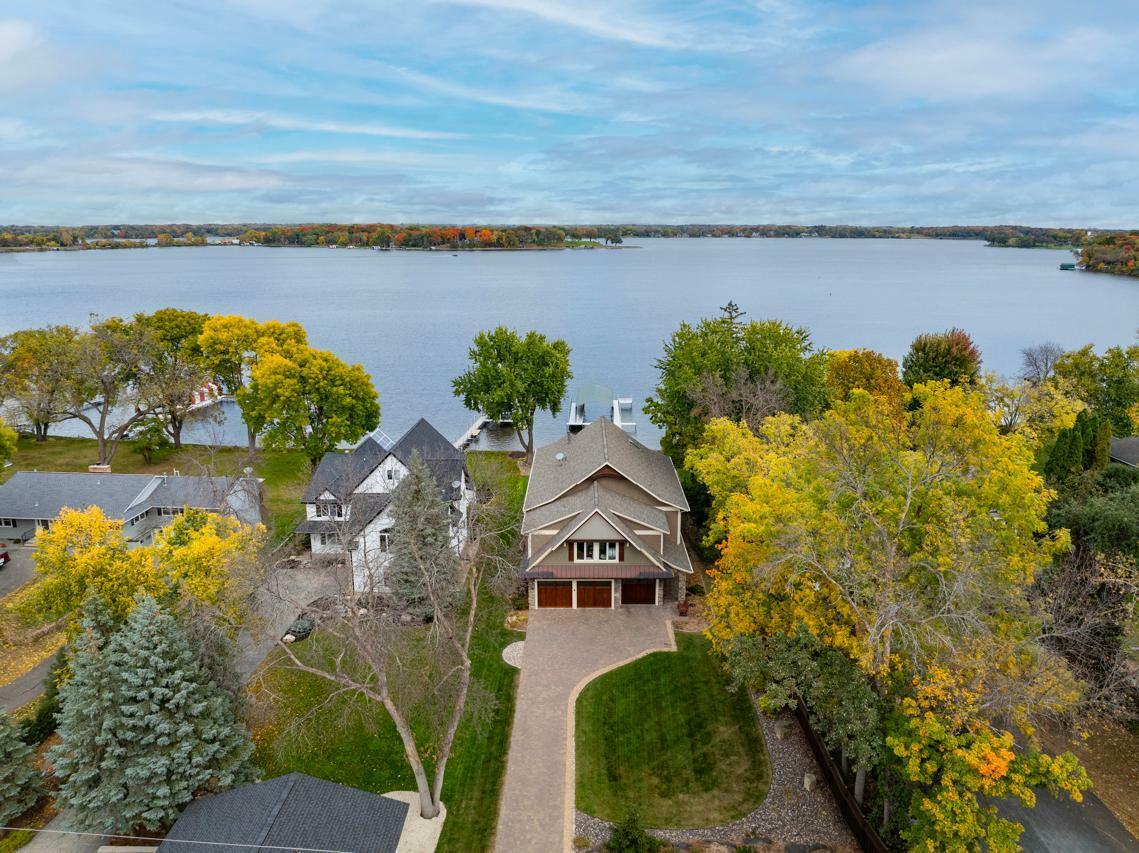 Property Photo:  2172 Shadywood Road  MN 55391 