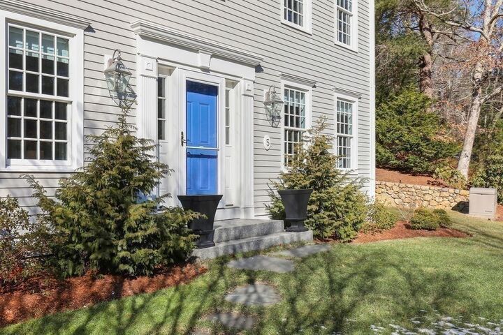Property Photo:  5 Fairfield Dr  MA 02537 