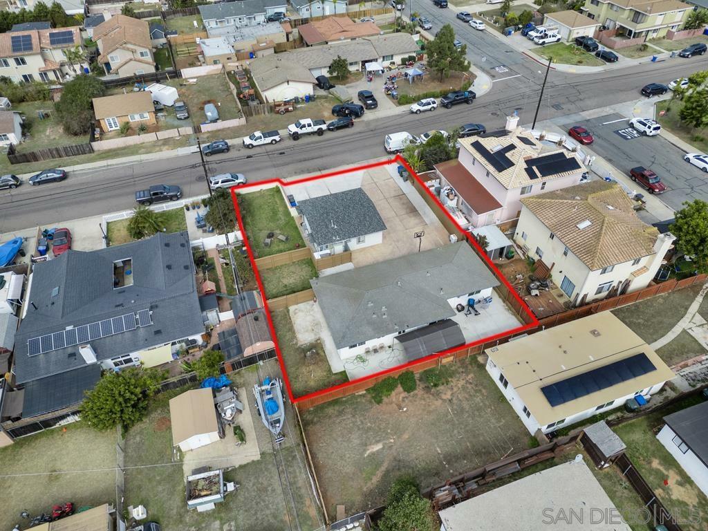 Property Photo:  1131-1133 Elm Ave  CA 91932 