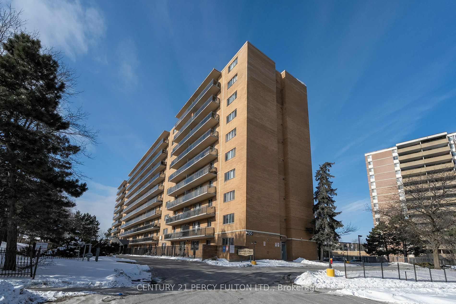 Property Photo:  100 Dundalk Drive 212  ON M1P 4V2 