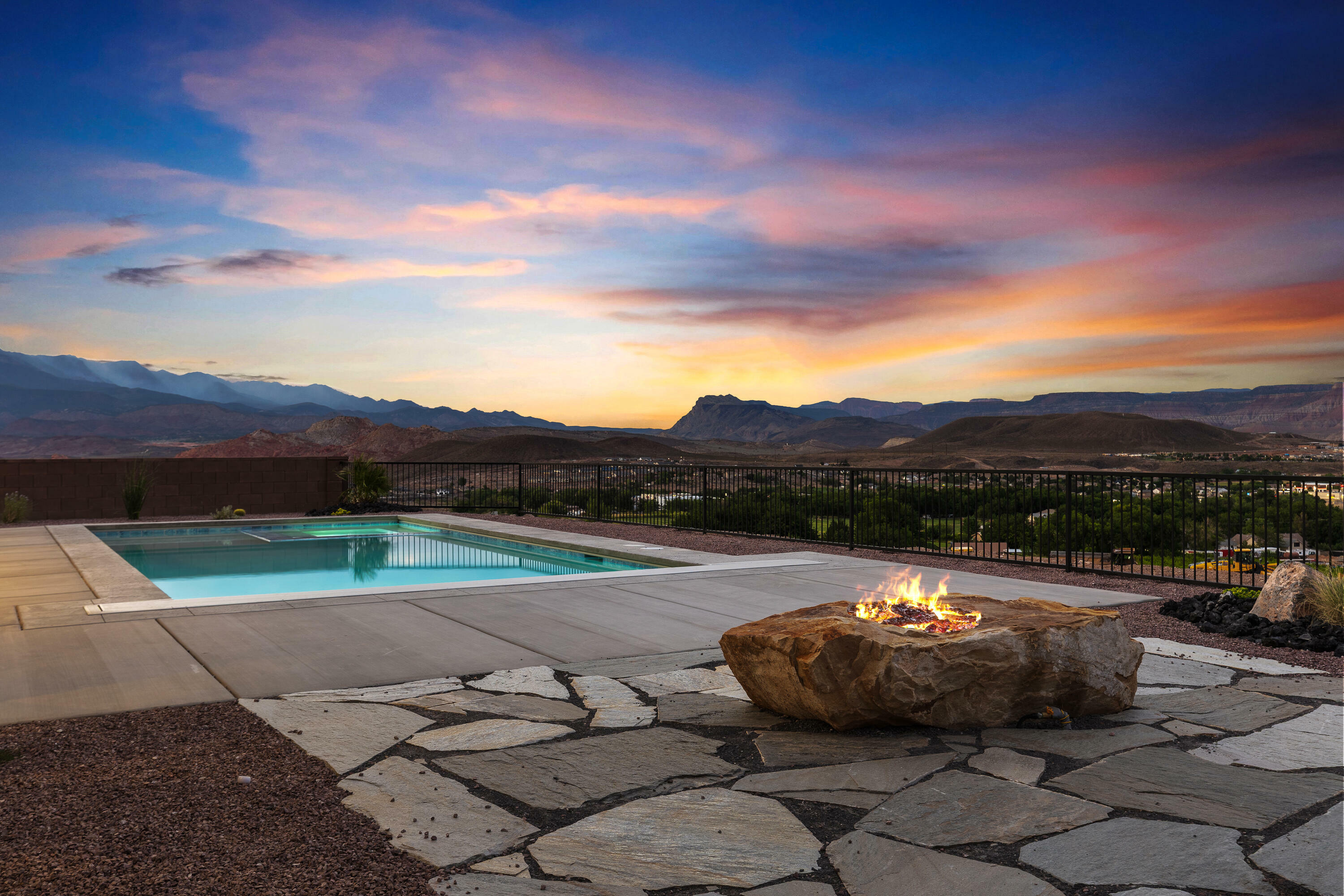 Property Photo:  591 S 1800 W  UT 84737 